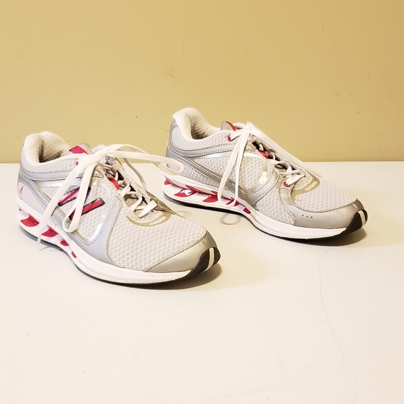 New Balance Shoes - New Balance Women's Toning Walking Shoes Size 8b